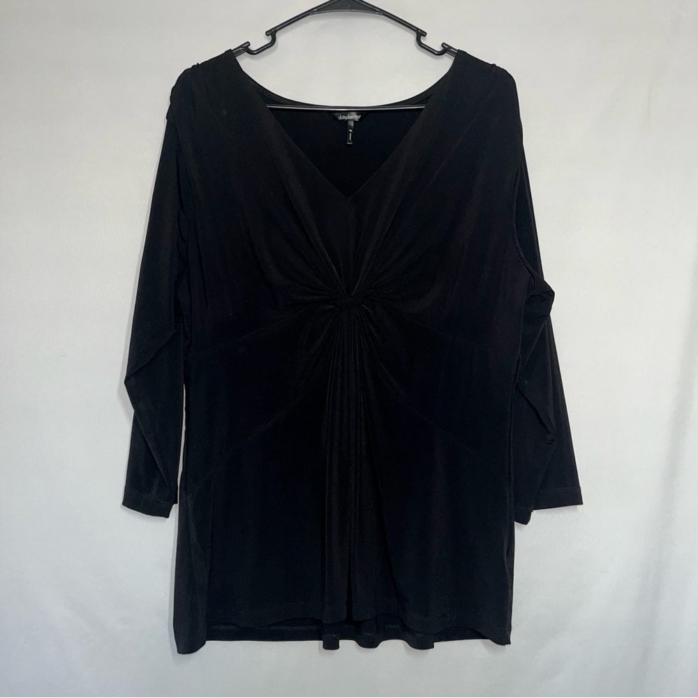 Daisy Fuentes Black Dress